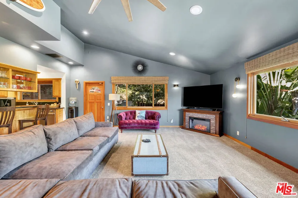 21832 Canon Drive Topanga, CA 90290