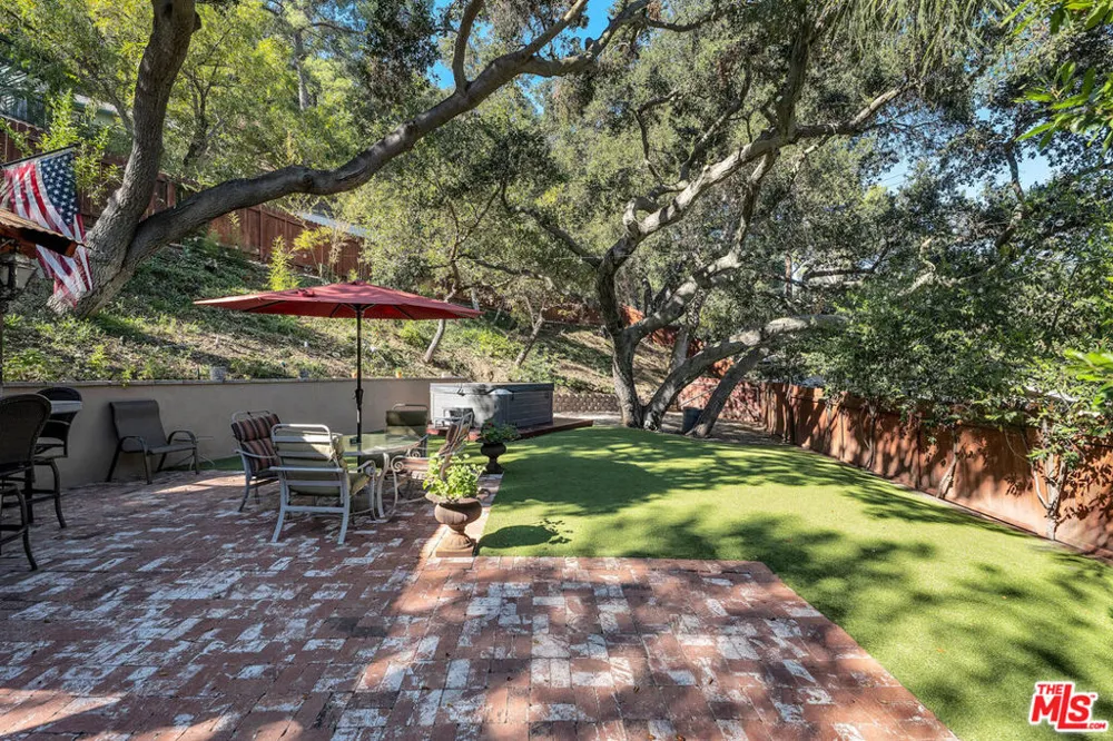 21832 Canon Drive Topanga, CA 90290