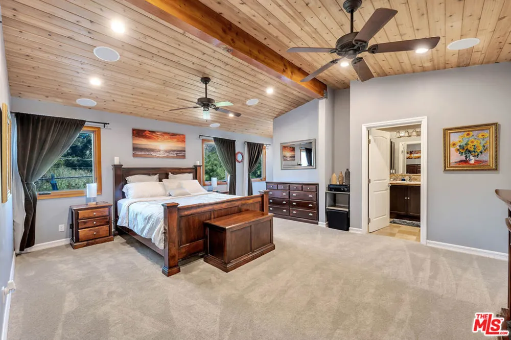 21832 Canon Drive Topanga, CA 90290