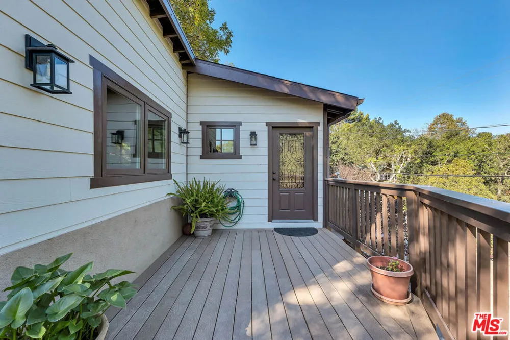 21832 Canon Drive Topanga, CA 90290