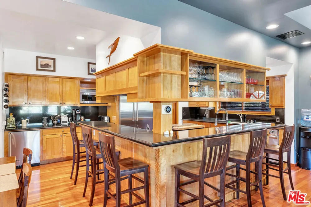 21832 Canon Drive Topanga, CA 90290
