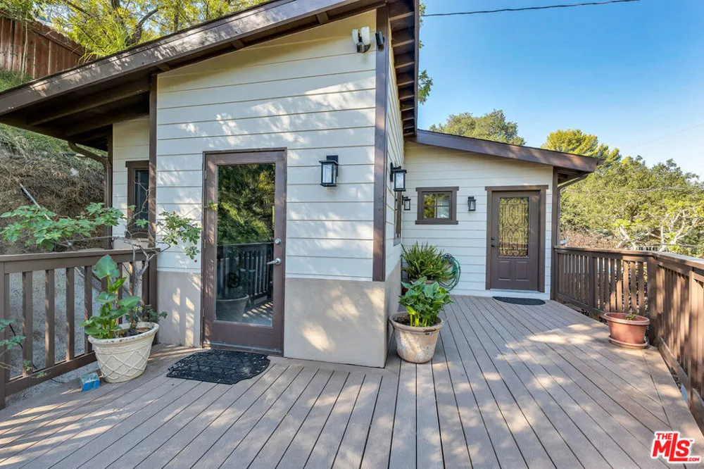 21832 Canon Drive Topanga, CA 90290
