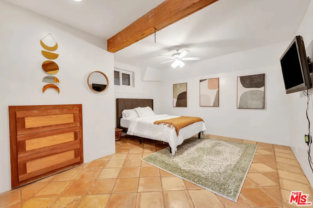 21832 Canon Drive Topanga, CA 90290