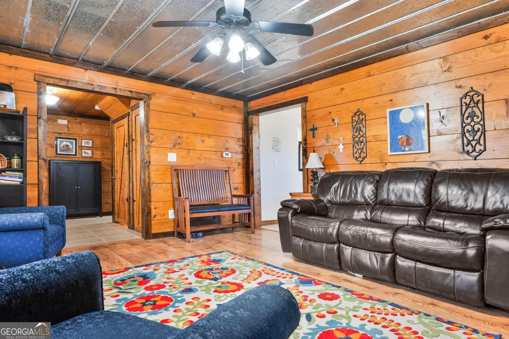 4950 Marshall Mill RD Lizella, GA 31052