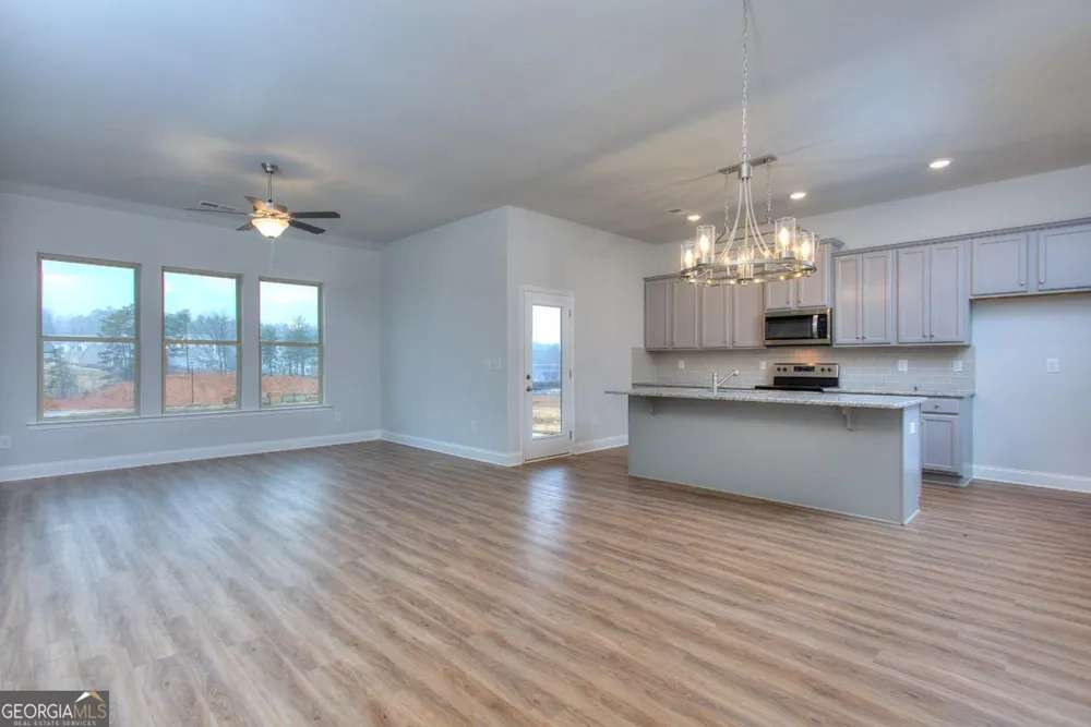 154 Classic Overlook Homer, GA 30547