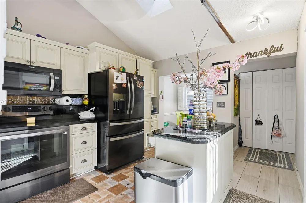 7790 NW 79th Ave #G6 Tamarac, FL 33321
