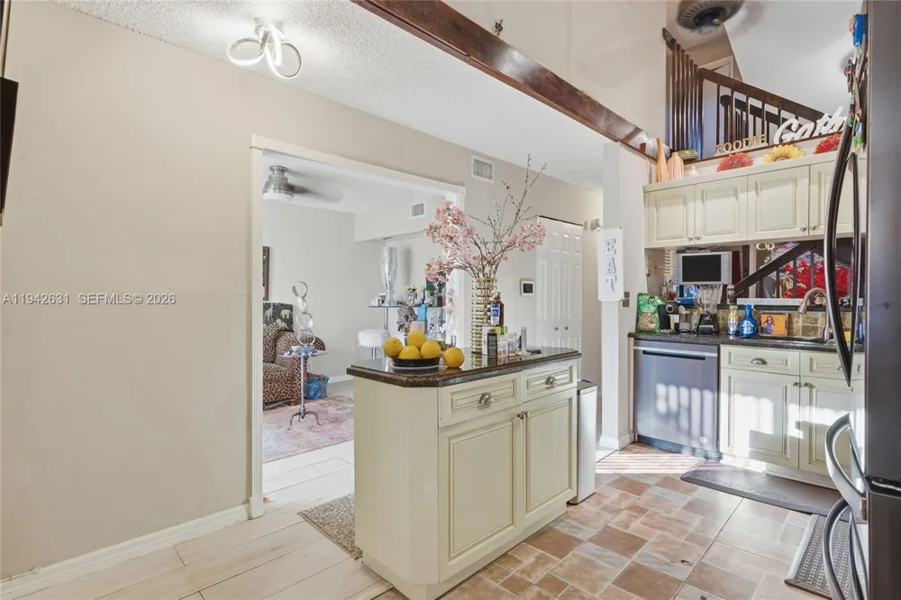 7790 NW 79th Ave #G6 Tamarac, FL 33321