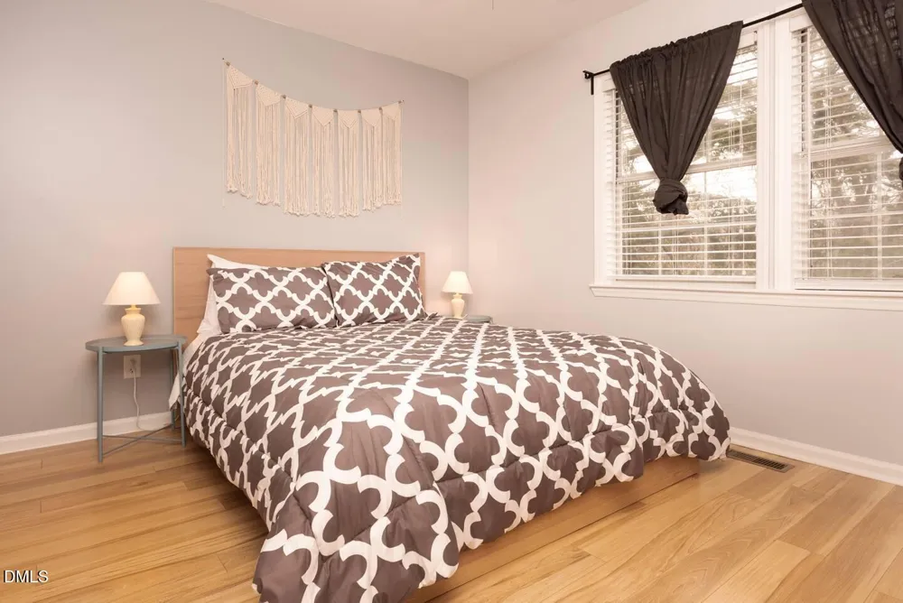 112 Friar Lane Carrboro, NC 27510