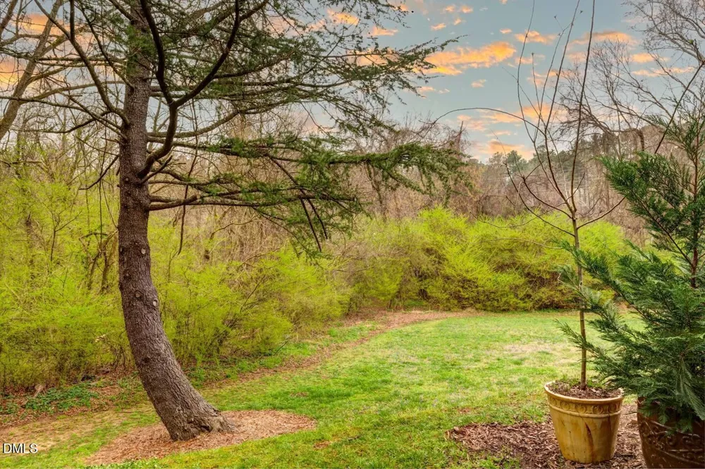 112 Friar Lane Carrboro, NC 27510