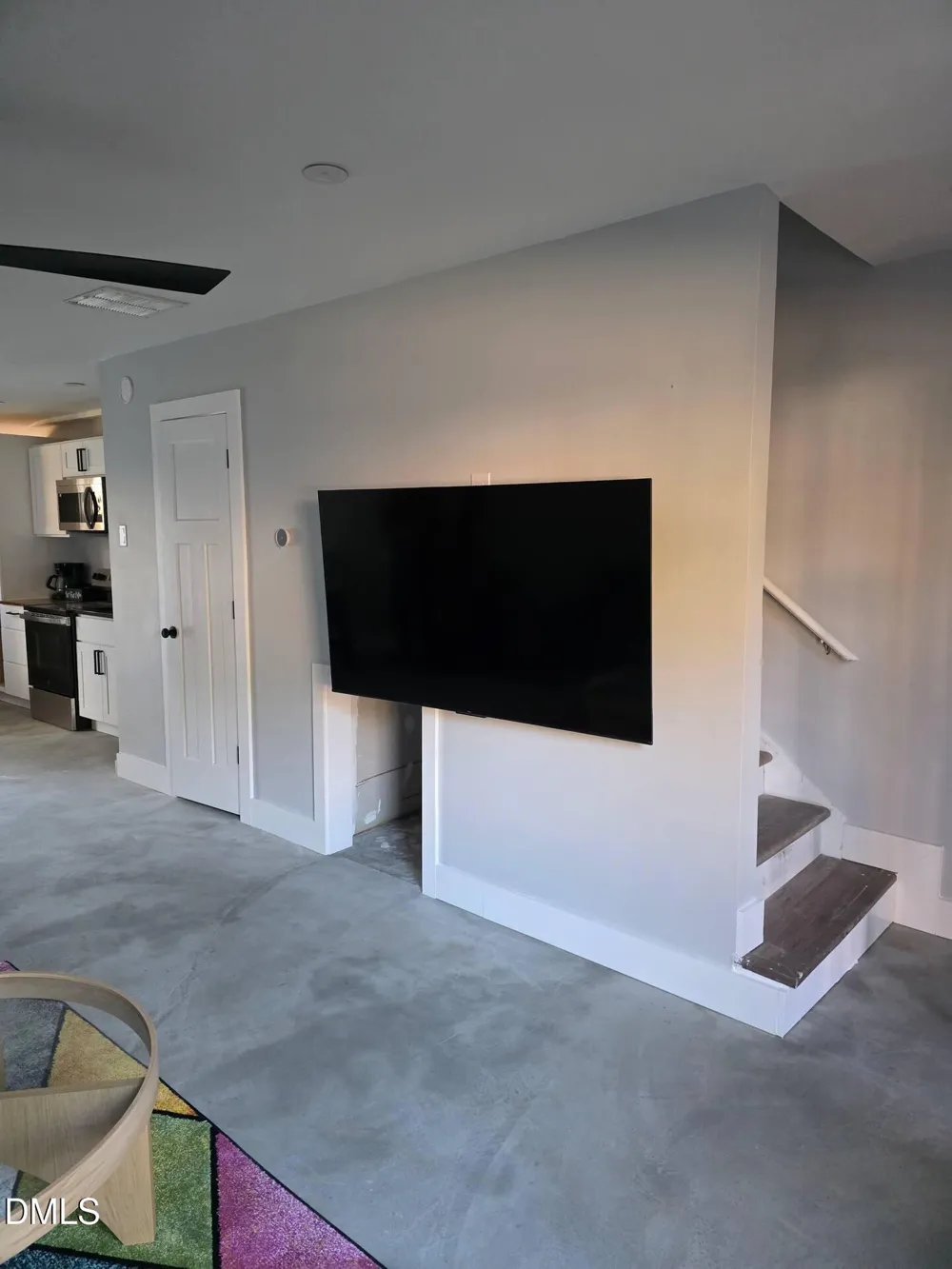 112 Friar Lane Carrboro, NC 27510
