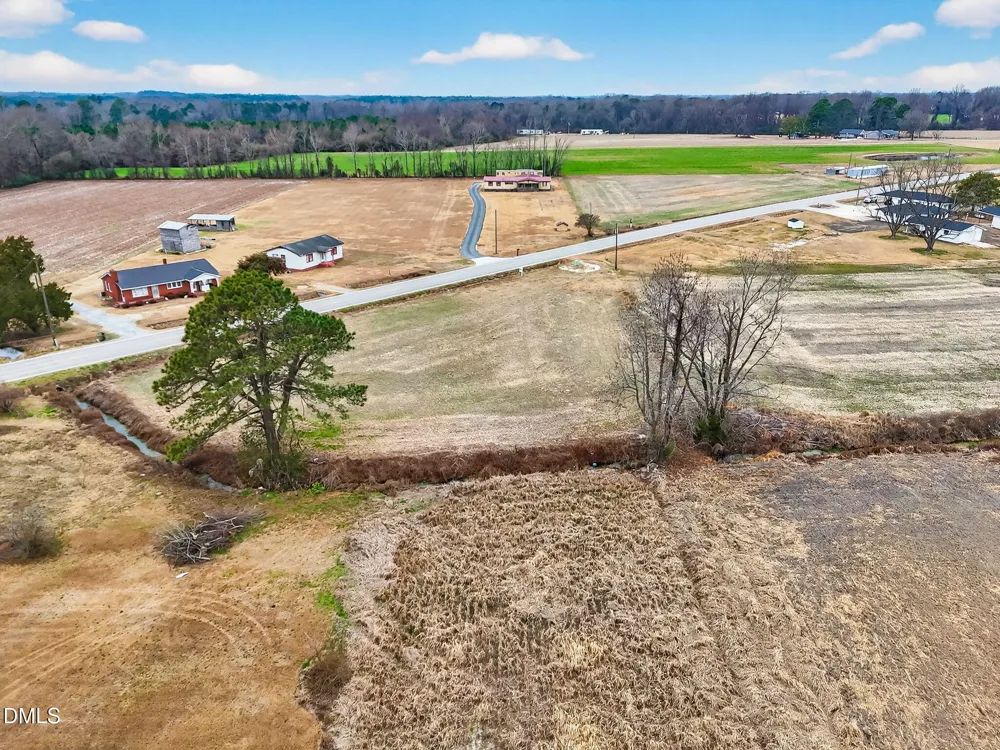 0 242 Highway S Dunn, NC 28334