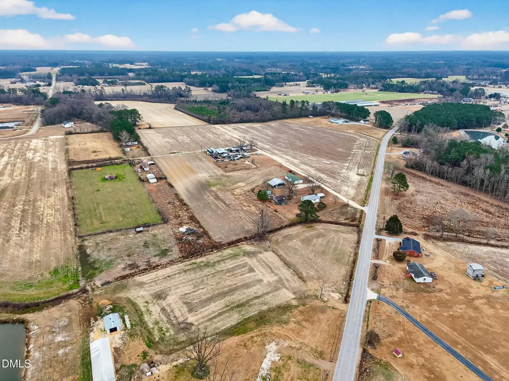 0 242 Highway S Dunn, NC 28334