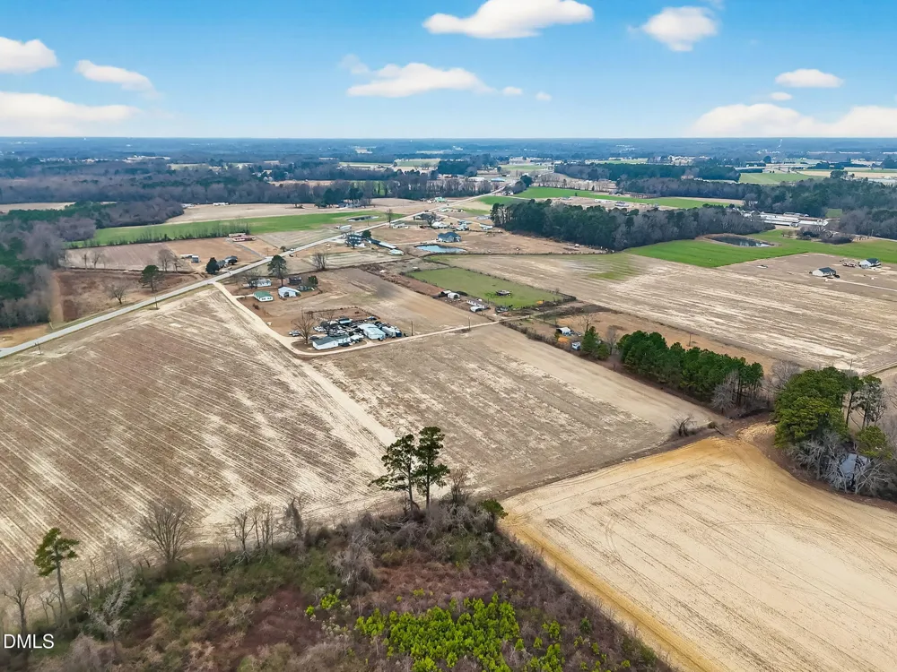0 242 Highway S Dunn, NC 28334