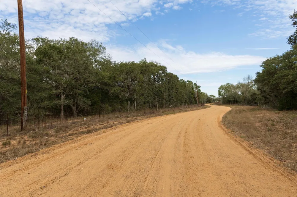 County Road 123 Hallettsville, TX 77964