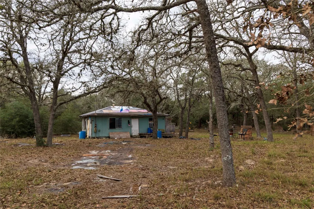 County Road 123 Hallettsville, TX 77964