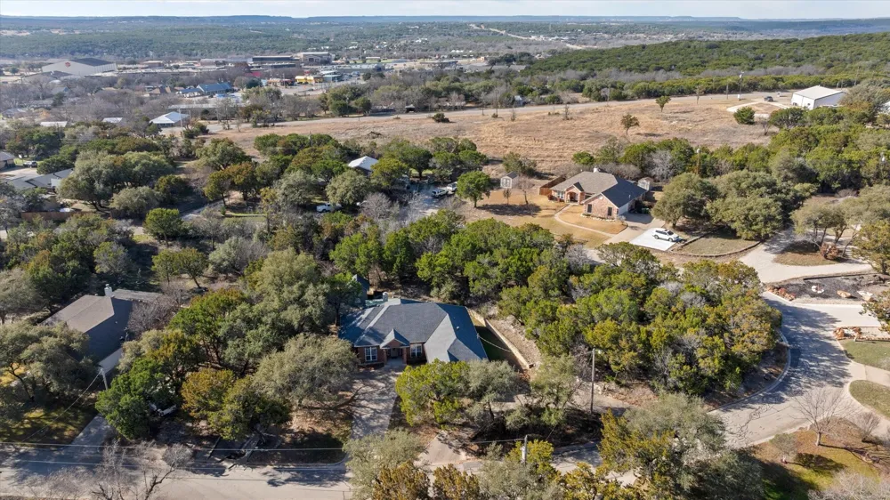 119 Spanish Oaks Trail Glen Rose, TX 76043