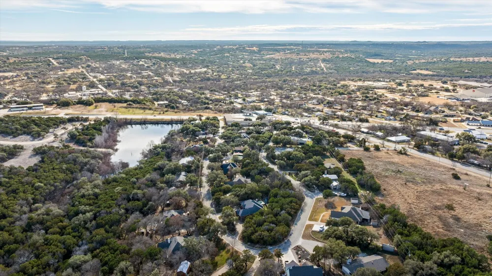 119 Spanish Oaks Trail Glen Rose, TX 76043