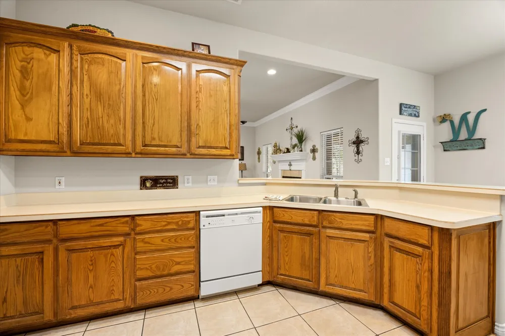 119 Spanish Oaks Trail Glen Rose, TX 76043