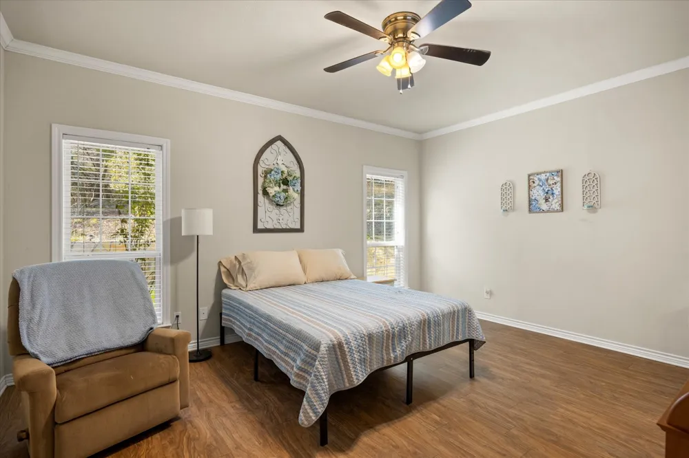 119 Spanish Oaks Trail Glen Rose, TX 76043