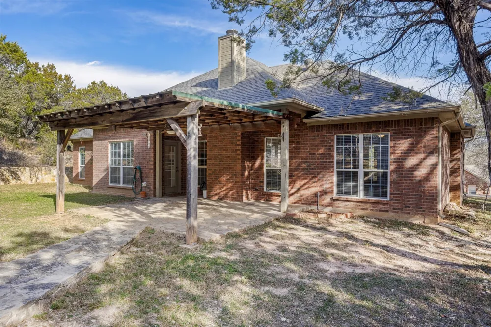 119 Spanish Oaks Trail Glen Rose, TX 76043