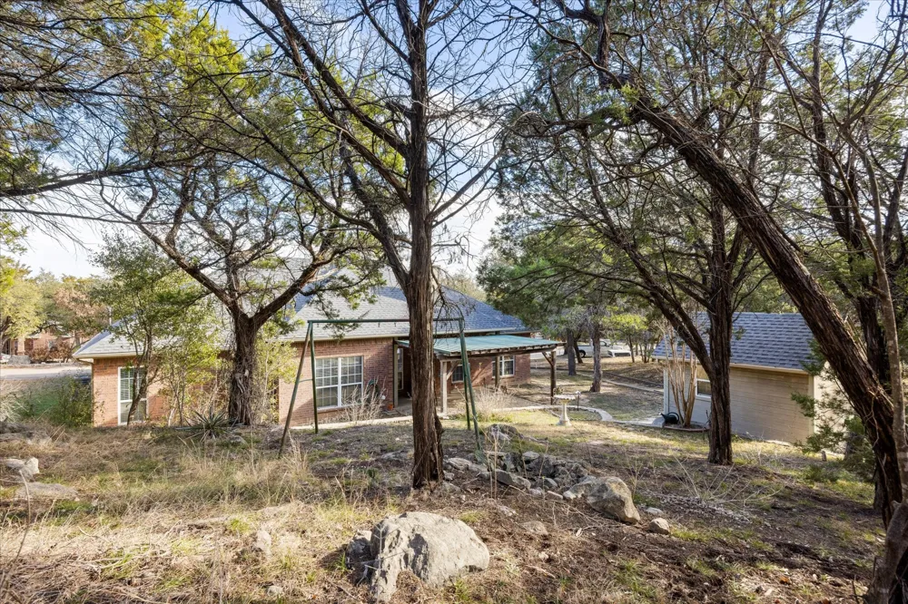 119 Spanish Oaks Trail Glen Rose, TX 76043