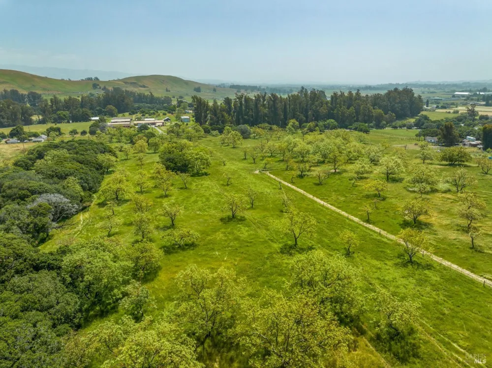 130 Jewett Road Petaluma, CA 94952