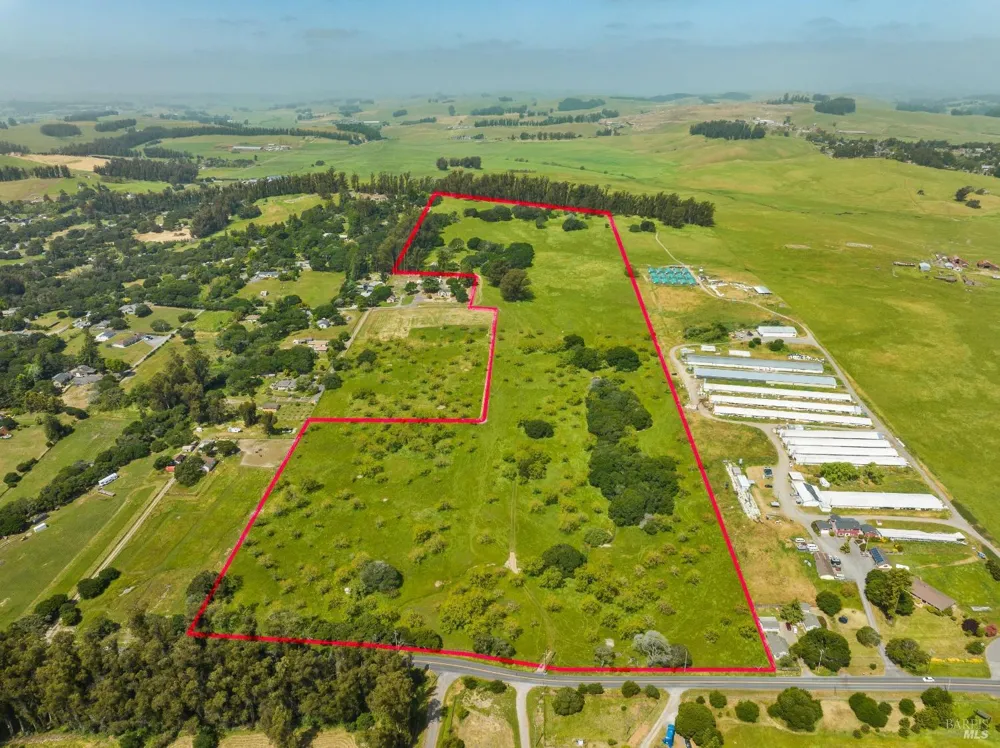 130 Jewett Road Petaluma, CA 94952