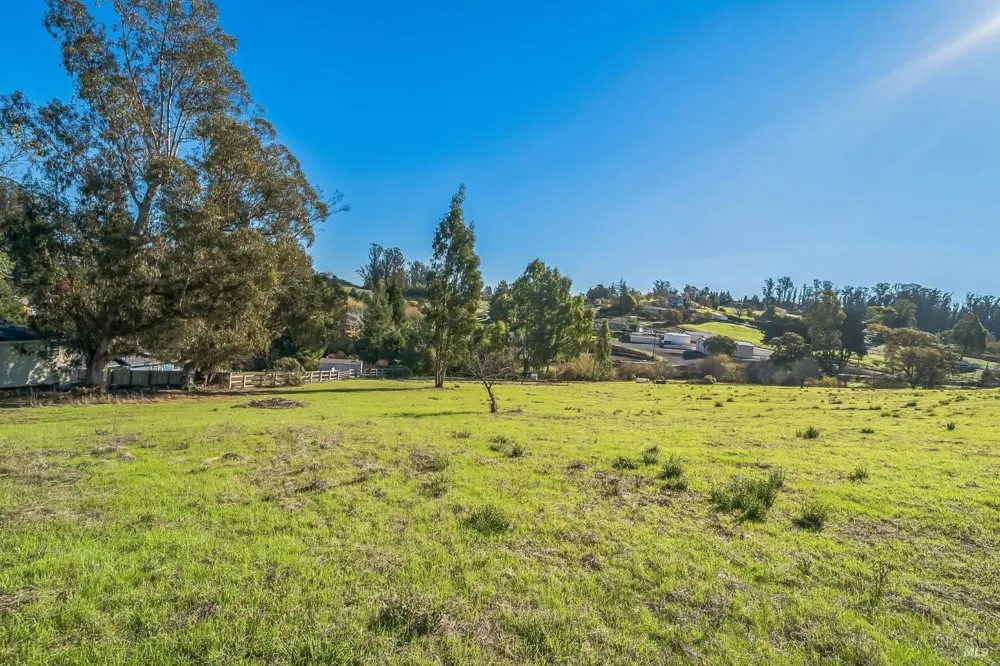 9053 Water Road Cotati, CA 94931