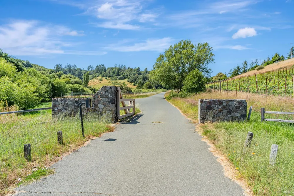 S Bodega Highway Freestone, CA 95472