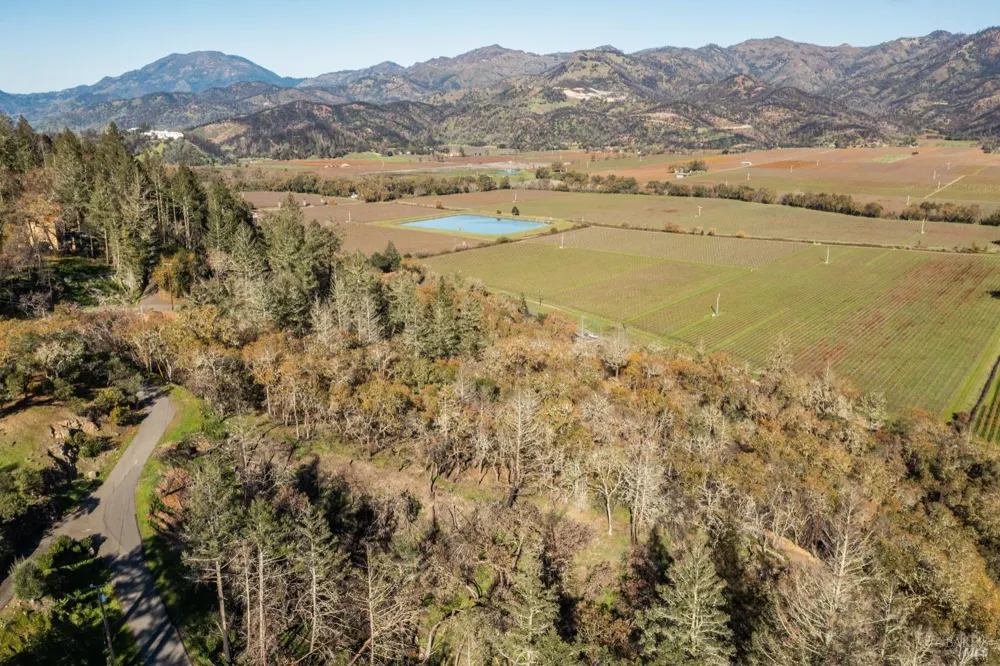 Tucker Road Calistoga, CA 94515