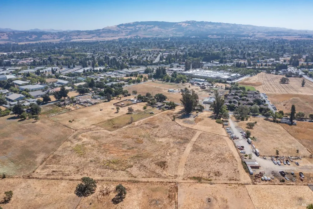 7459 Alder Avenue Cotati, CA 94931