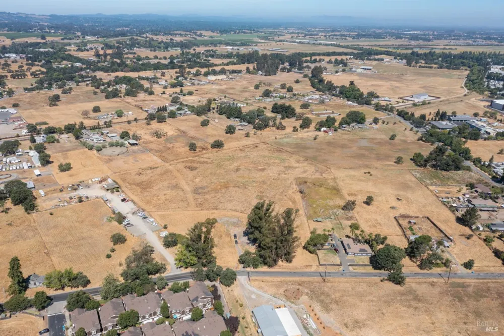 7459 Alder Avenue Cotati, CA 94931