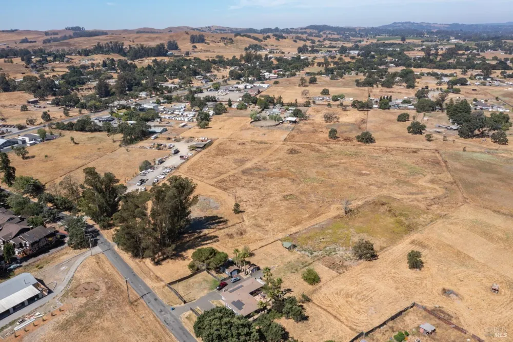 7459 Alder Avenue Cotati, CA 94931