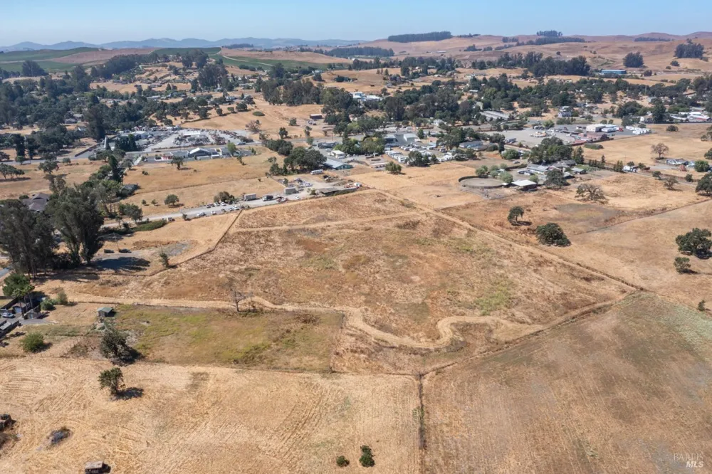 7459 Alder Avenue Cotati, CA 94931