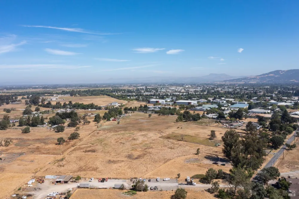 7459 Alder Avenue Cotati, CA 94931