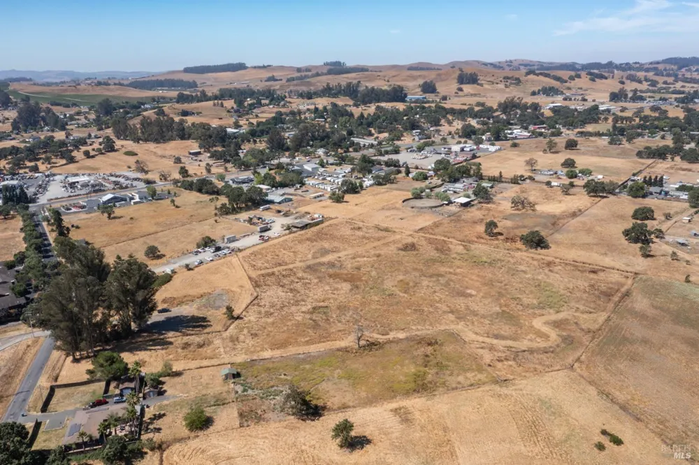 7459 Alder Avenue Cotati, CA 94931