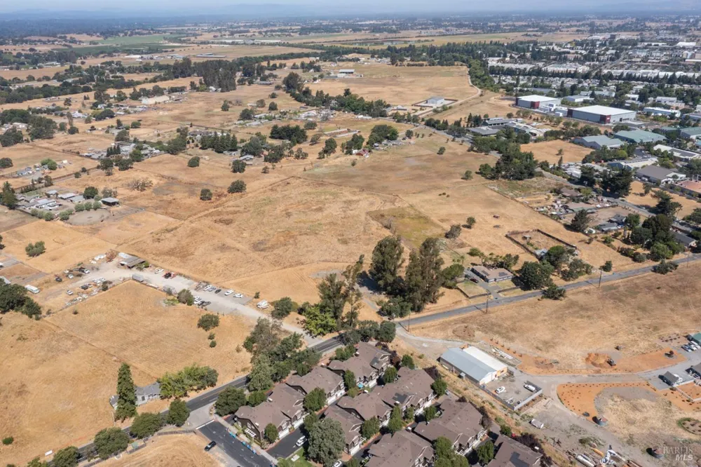 7459 Alder Avenue Cotati, CA 94931