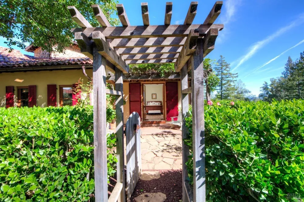 2110 Diamond Mountain Road Calistoga, CA 94515