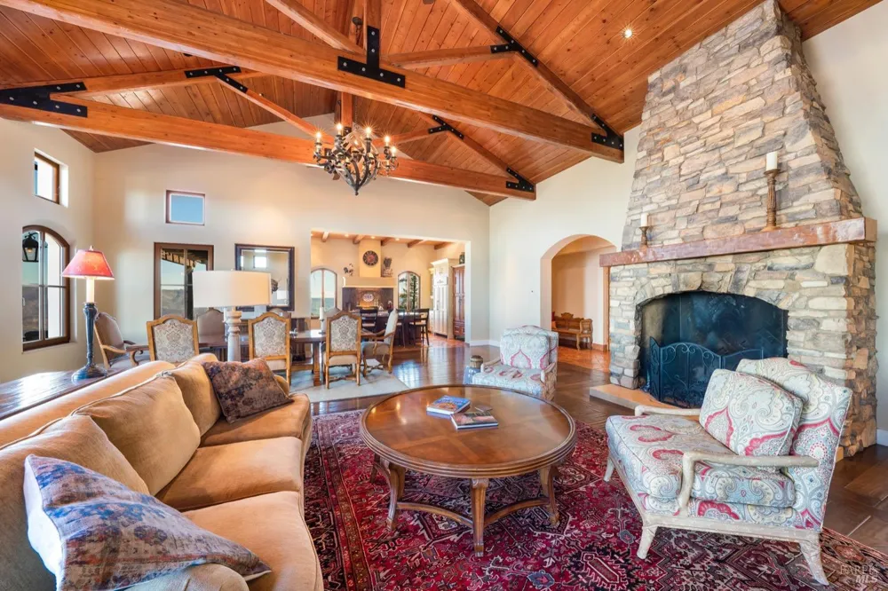 2110 Diamond Mountain Road Calistoga, CA 94515