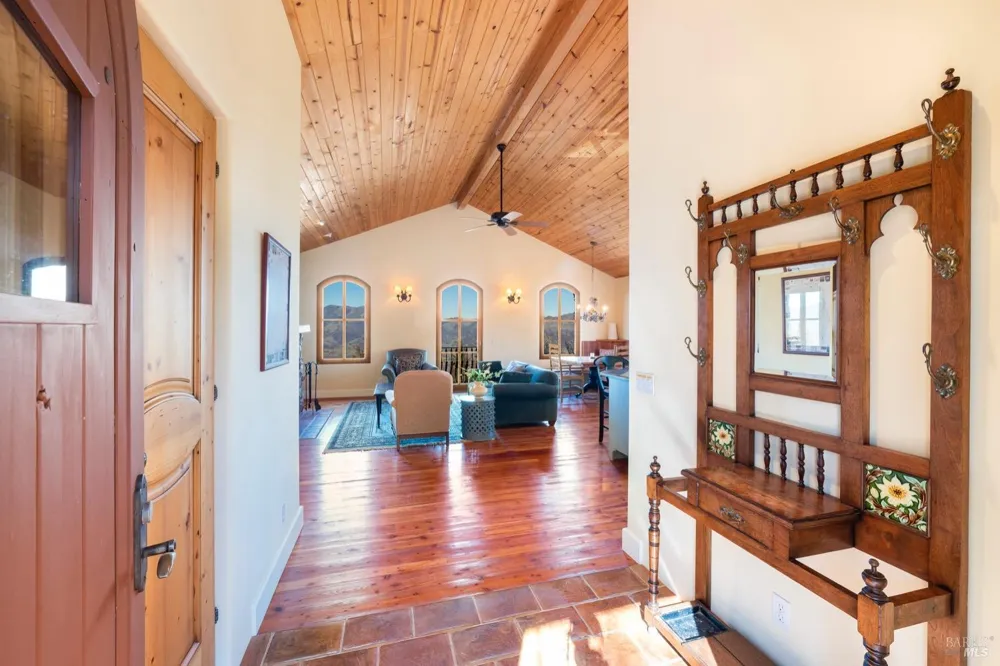 2110 Diamond Mountain Road Calistoga, CA 94515
