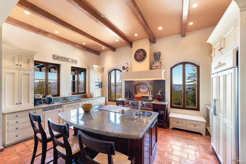 2110 Diamond Mountain Road Calistoga, CA 94515