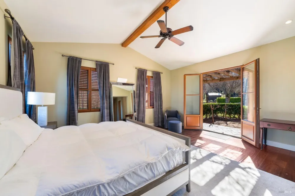 2110 Diamond Mountain Road Calistoga, CA 94515