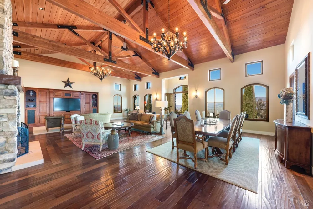 2110 Diamond Mountain Road Calistoga, CA 94515