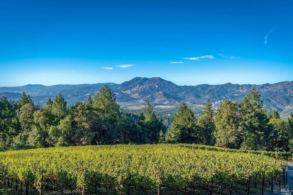 2110 Diamond Mountain Road Calistoga, CA 94515