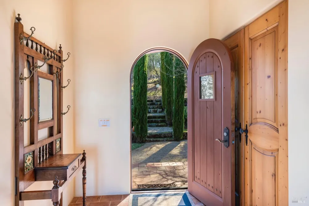 2110 Diamond Mountain Road Calistoga, CA 94515