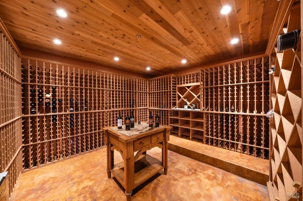 2110 Diamond Mountain Road Calistoga, CA 94515