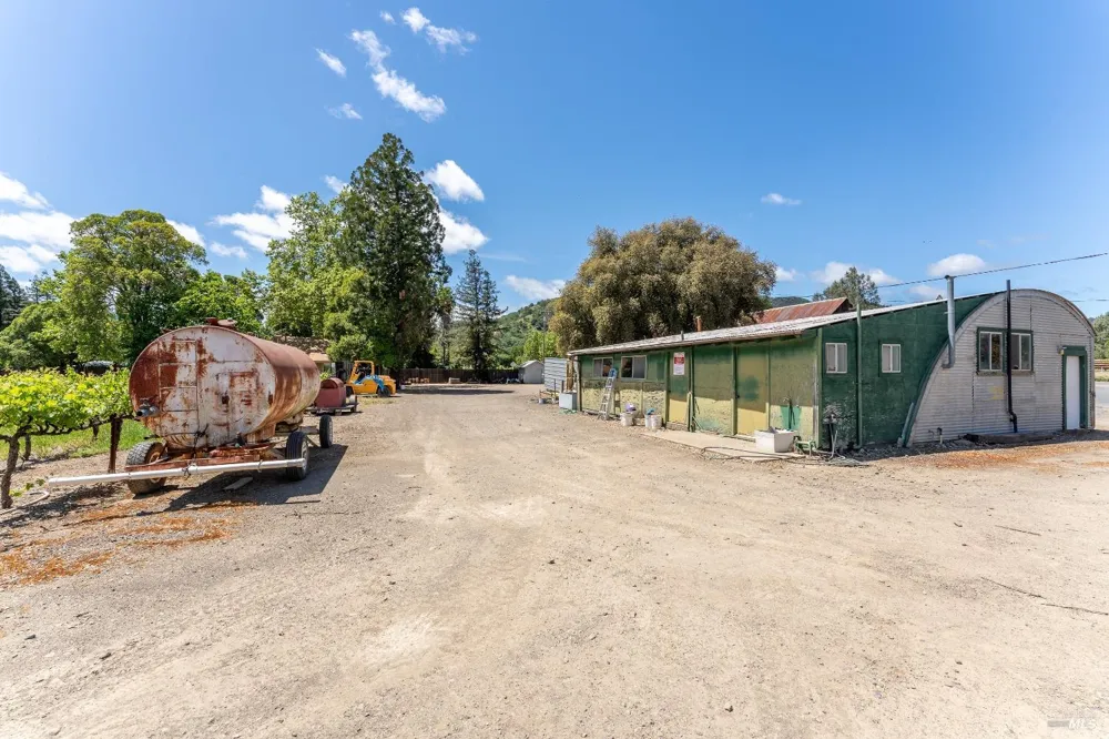 3525 Taylor Drive Ukiah, CA 95482