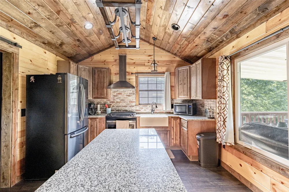 33970 State Hwy 144 Smithville, OK 74957