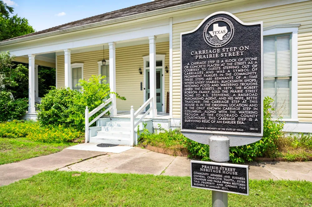 1118 Prairie Street Columbus, TX 78934