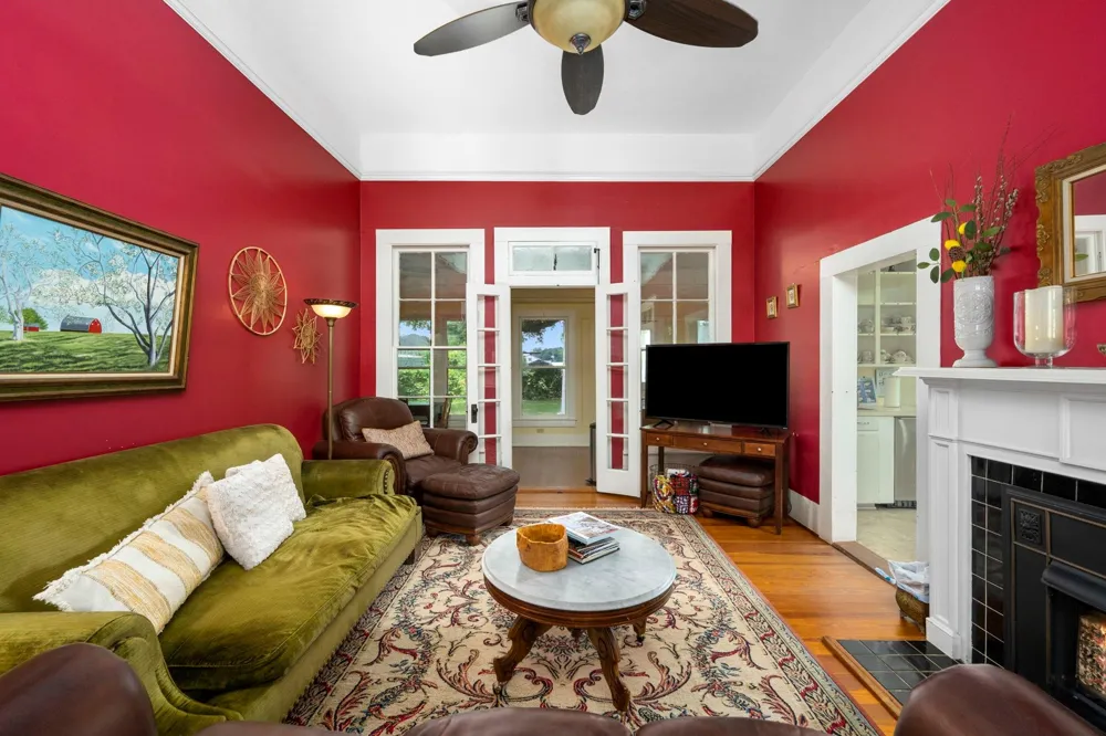 1118 Prairie Street Columbus, TX 78934